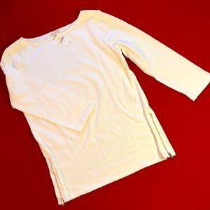 GAP White Zip Side Tee - Size M - NWT